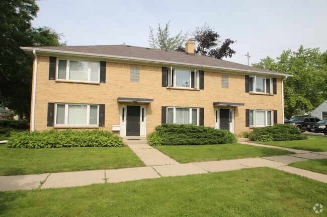 Building Photo - 2311 N 80th St