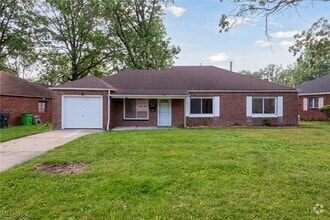 Building Photo - 27240 Markbarry Ave
