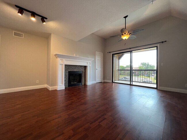 Foto del edificio - 364 Northpointe Ct