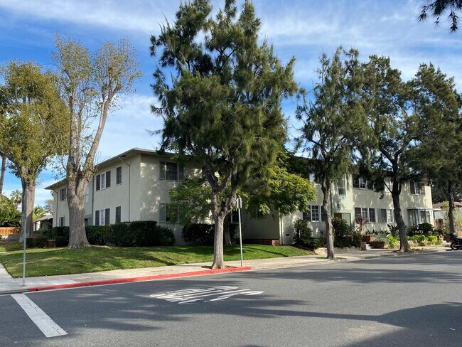 Foto del edificio - 2101 10th St