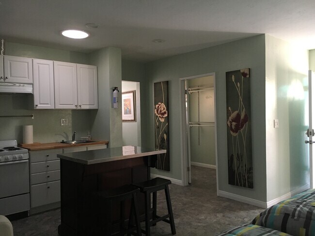 Foto del edificio - 632 Maria Ave