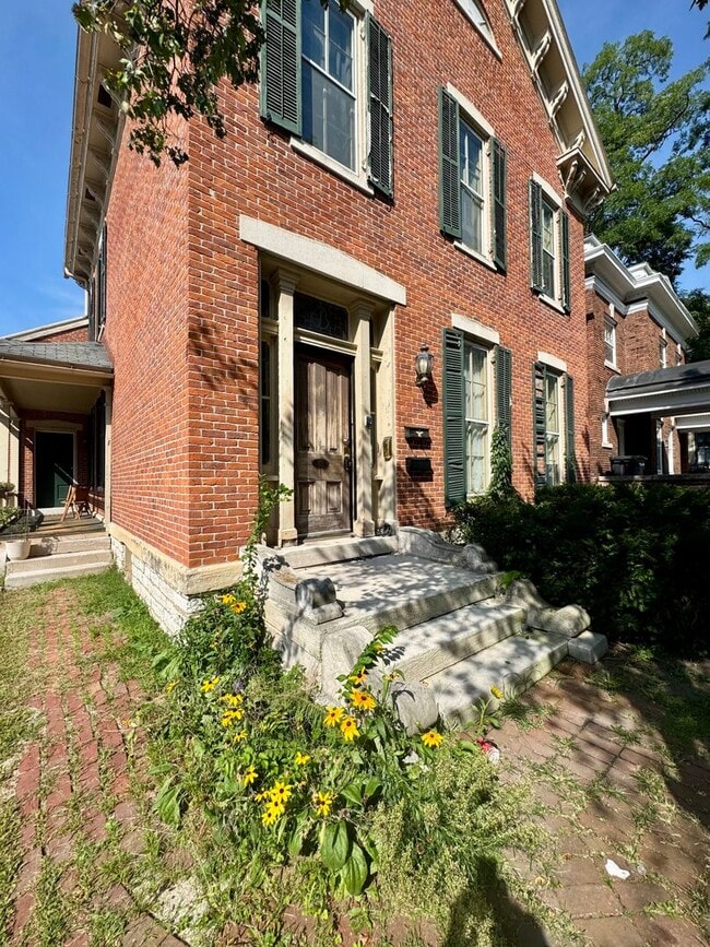 Photo - 1202 Columbia Street Apartment