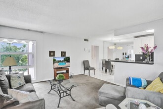Building Photo - 1481 S Ocean Blvd