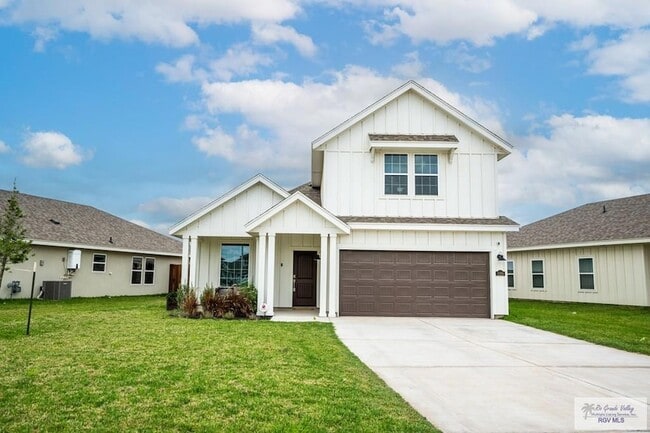 Building Photo - 2168 Grove Ln