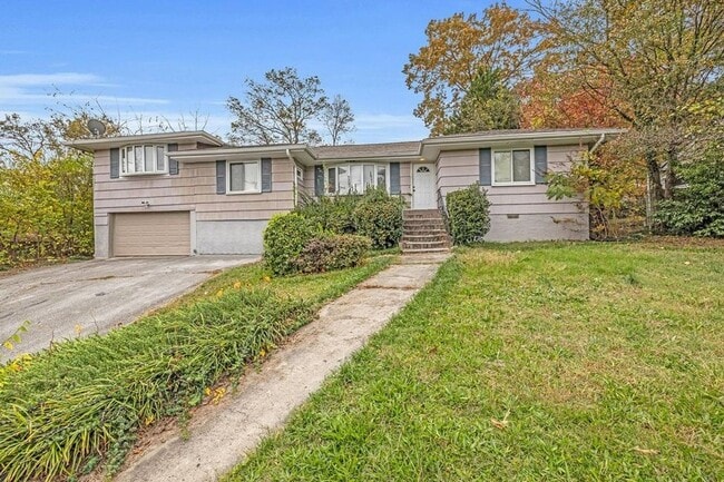 Large 4 Bedroom 2 Bathroom House for Rent - Large 4 Bedroom 2 Bathroom House for Rent