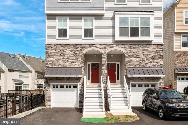 Foto del edificio - 6715 Cinnaminson Ct
