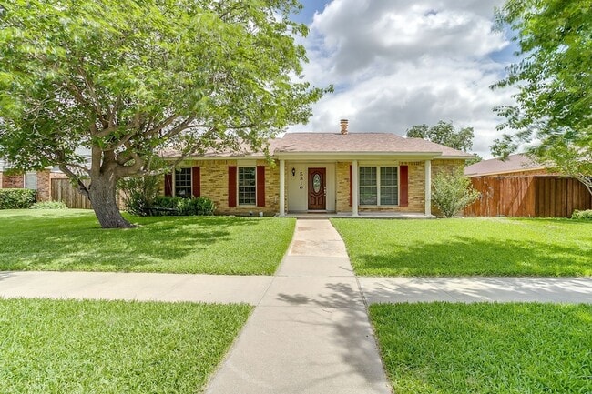Photo - 5316 N Colony Blvd House