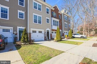 Building Photo - 8208 White Star Crossing