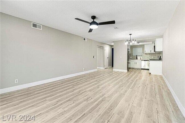 Foto del edificio - 1730 Jupiter Ct