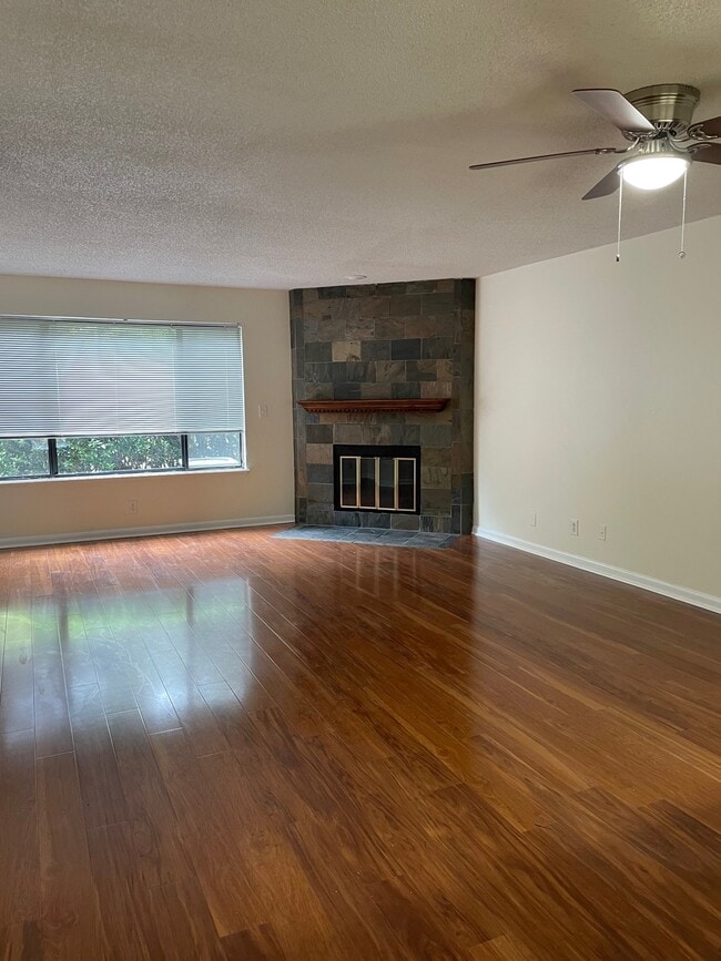 33 Finch Trail NE Unit 33, Atlanta, GA 30308 Condo for Rent in