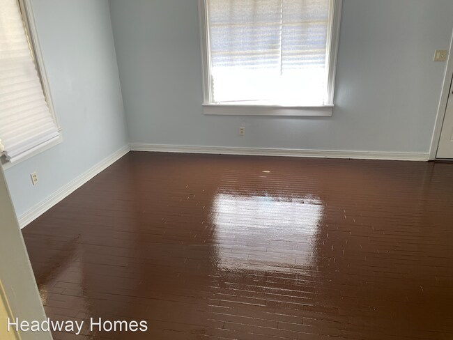 Building Photo - 3 br, 2 bath House - 319 W 47th St