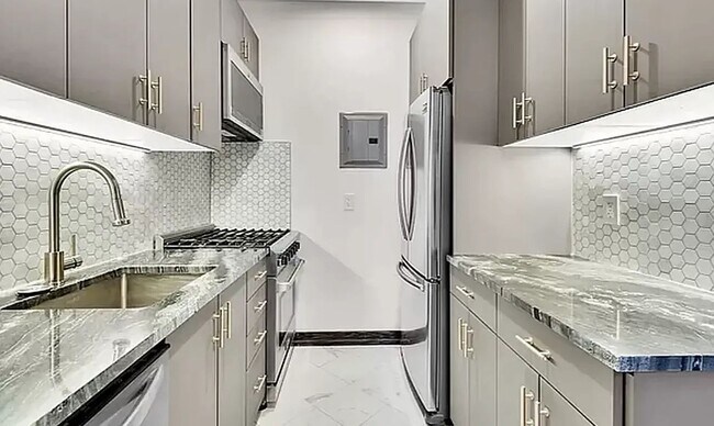 Foto del edificio - 121 East 37th Street