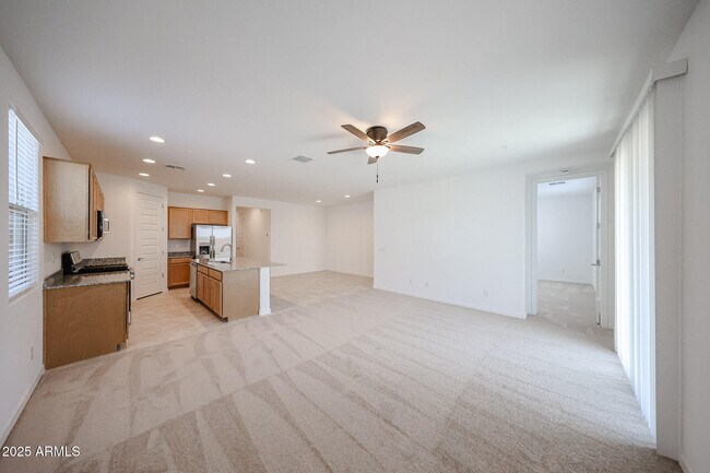 Building Photo - 25208 N 172nd Dr