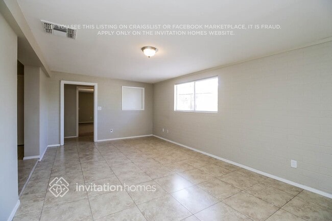 Building Photo - 1641 W 6th Dr