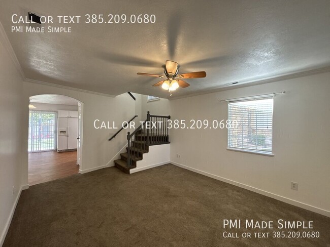 Building Photo - Updated 3-Bed Townhome in West Jordan Gate...