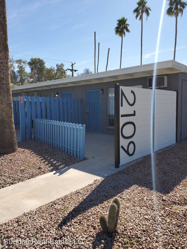 Building Photo - 2107-2117 S Granada Dr