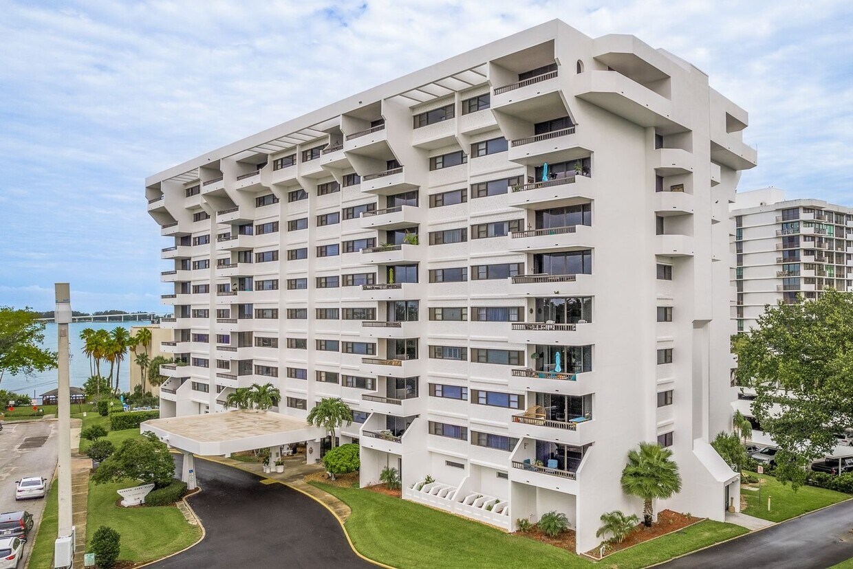 Foto principal - Harbor Oaks Place