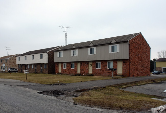 Building Photo - 7353 Ayers Rd
