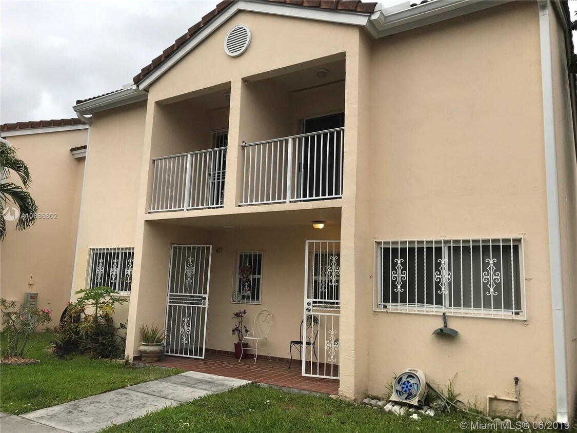 Foto principal - 2601 NW 26th St