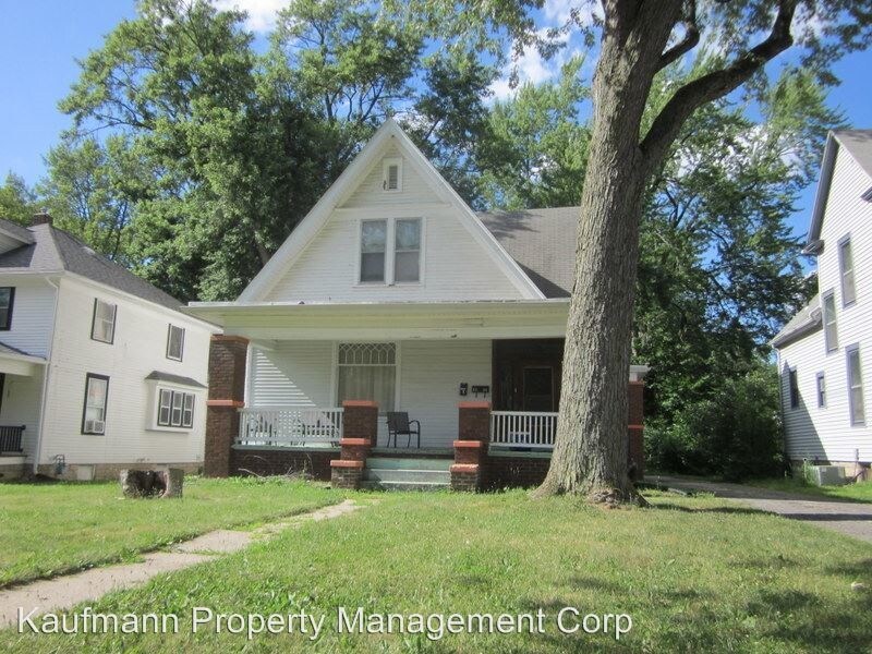 Primary Photo - 1224 Park Ave