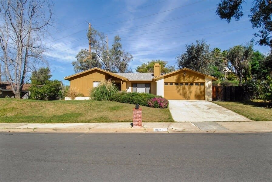 Primary Photo - 30240 Santa Cecilia Dr
