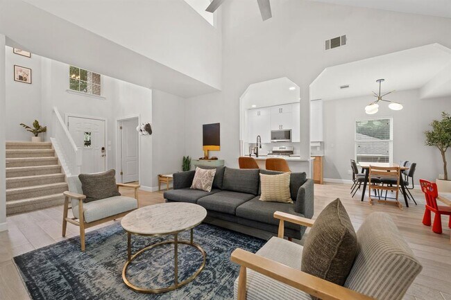 Foto del edificio - 5707 Marchmont Ln