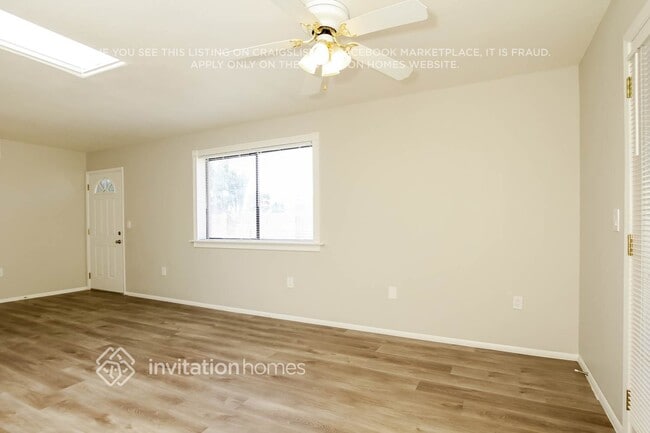 Building Photo - 2254 W Bloomfield Rd