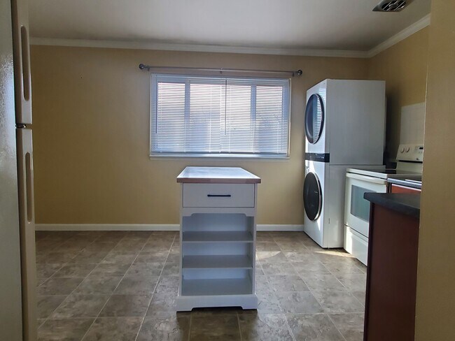 Foto del edificio - 5310 Godfrey Rd