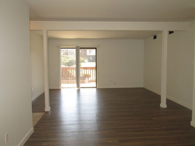 Foto del edificio - 800 Brook Dr