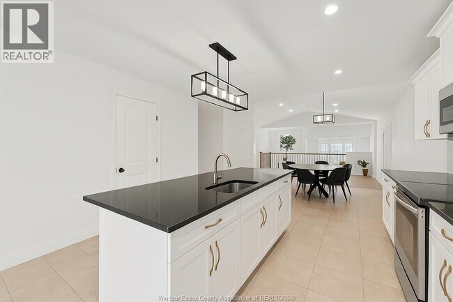 Building Photo - 119 Kingsbridge Dr