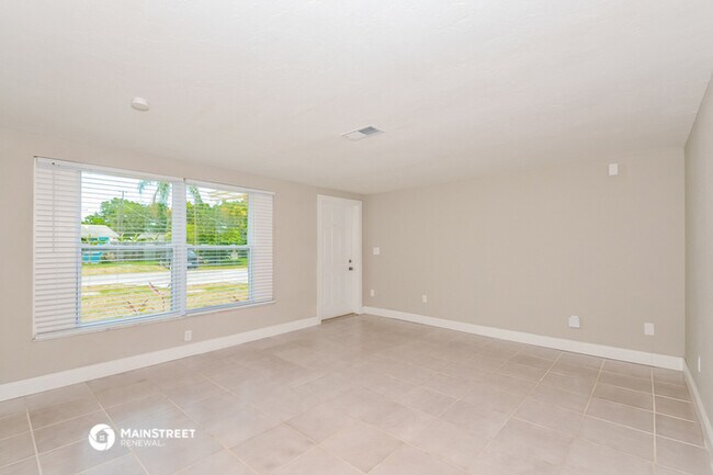 Building Photo - 264 Magnolia Rd
