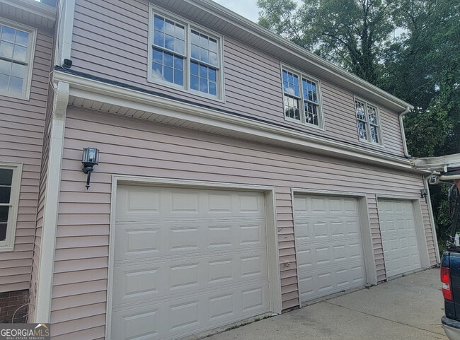 Foto del edificio - 1780 Elmwood Cir