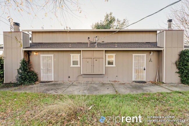 Foto del edificio - 2 br, 1 bath House - 19306 Mountain Meadow...