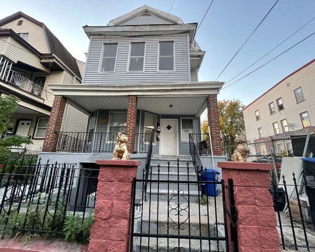 Foto del edificio - 172 N 12th St