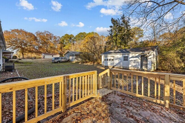 Foto del edificio - 2321 4th St NE