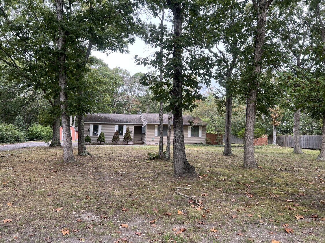 Primary Photo - 1426 Stagecoach Rd
