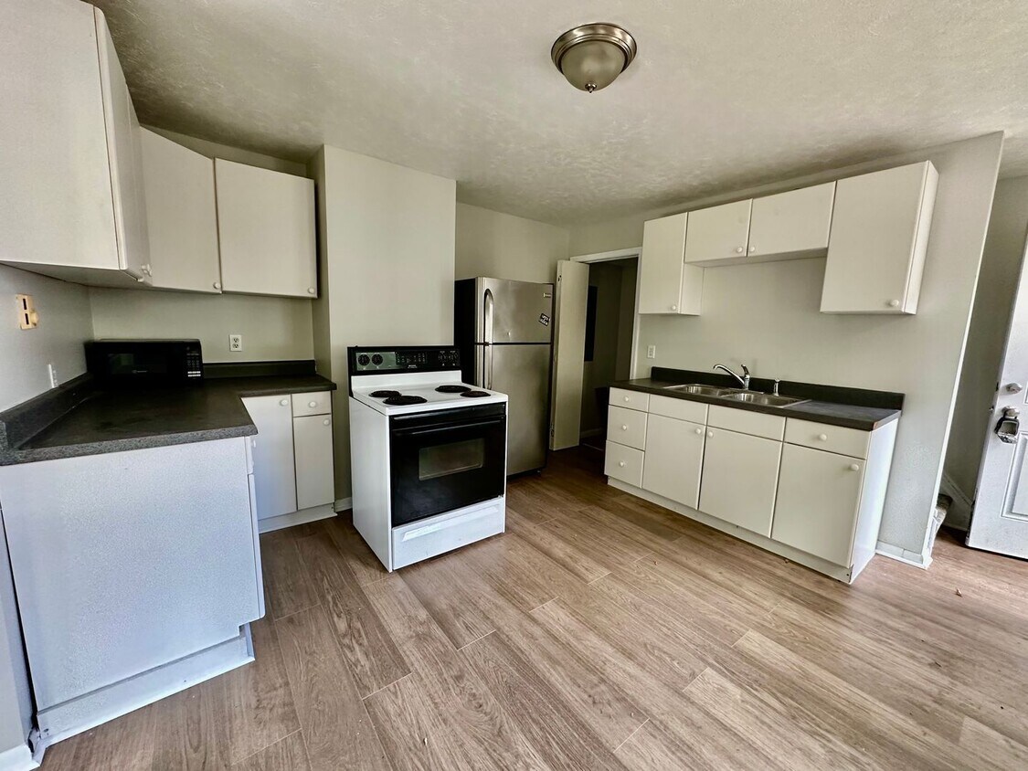 Photo - 2709 Josephine St