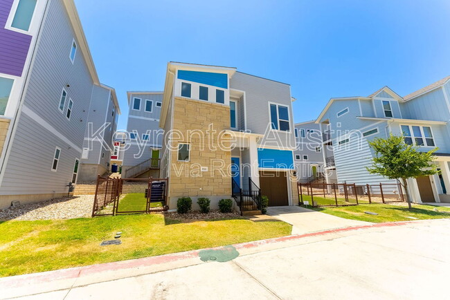 Building Photo - 1921 Teagle Dr