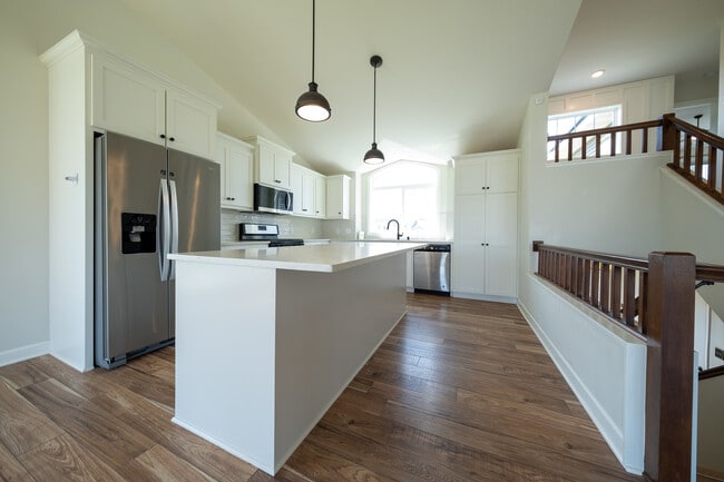 Building Photo - 17318 Encina Path
