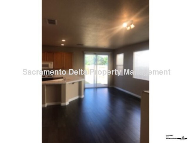 Foto del edificio - 3445 Molokai Rd