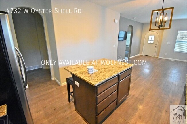 Building Photo - Gorgeous 4 Bedroom Daybreak Home! No Depos...