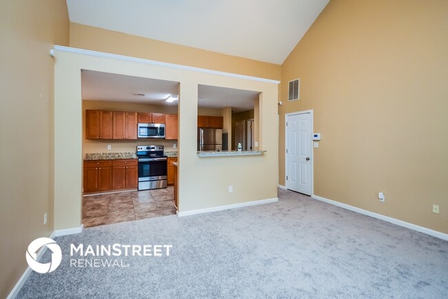 Foto del edificio - 7206 Ravenwood Ln