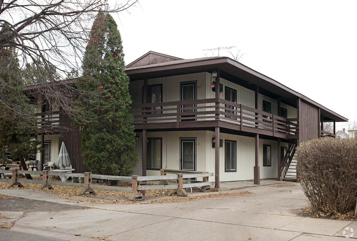 Building Photo - 255 Colborne St