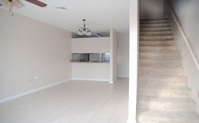 Foto del edificio - 7091 Perkins Place Ct