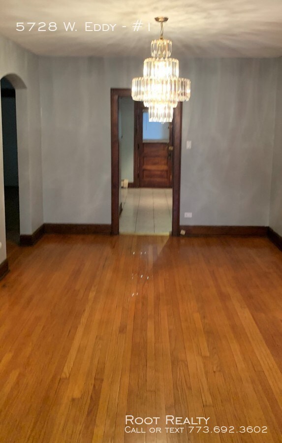 Foto del edificio - 5728 W Eddy St