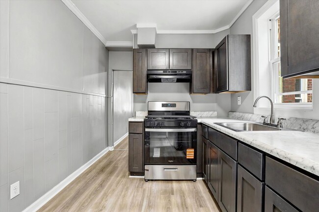 Foto del edificio - Fully Renovated Single Family House