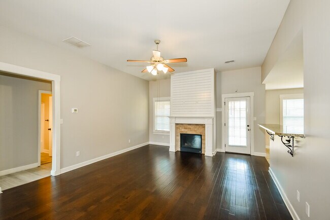 Building Photo - 2583 Molly Ln