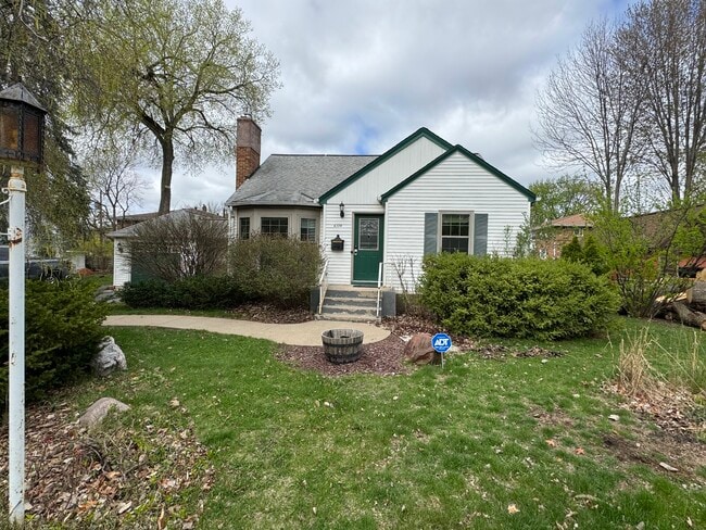 Foto del edificio - 6324 Pillsbury Ave S