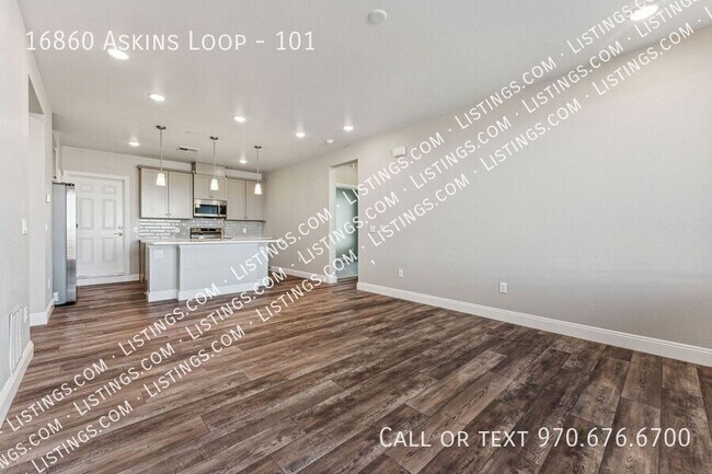 Foto del edificio - 16860 Askins Lp
