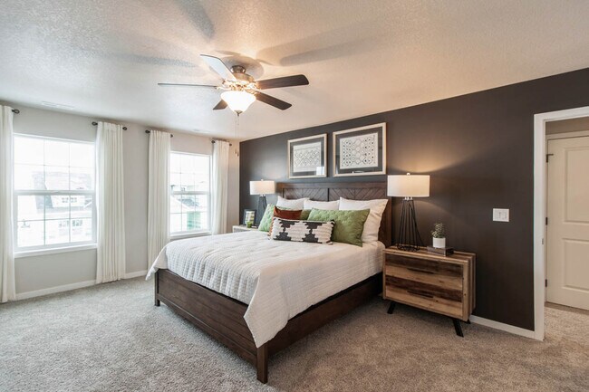 Foto del edificio - 3315 NW Cedarwood Ln